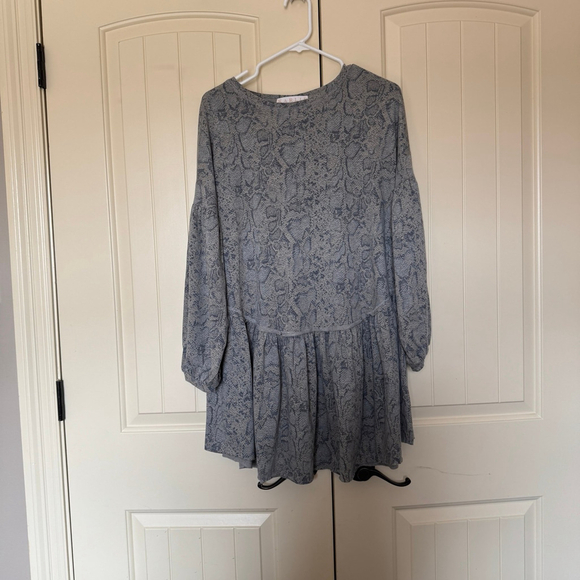 Karlie knit dress - Picture 2 of 3